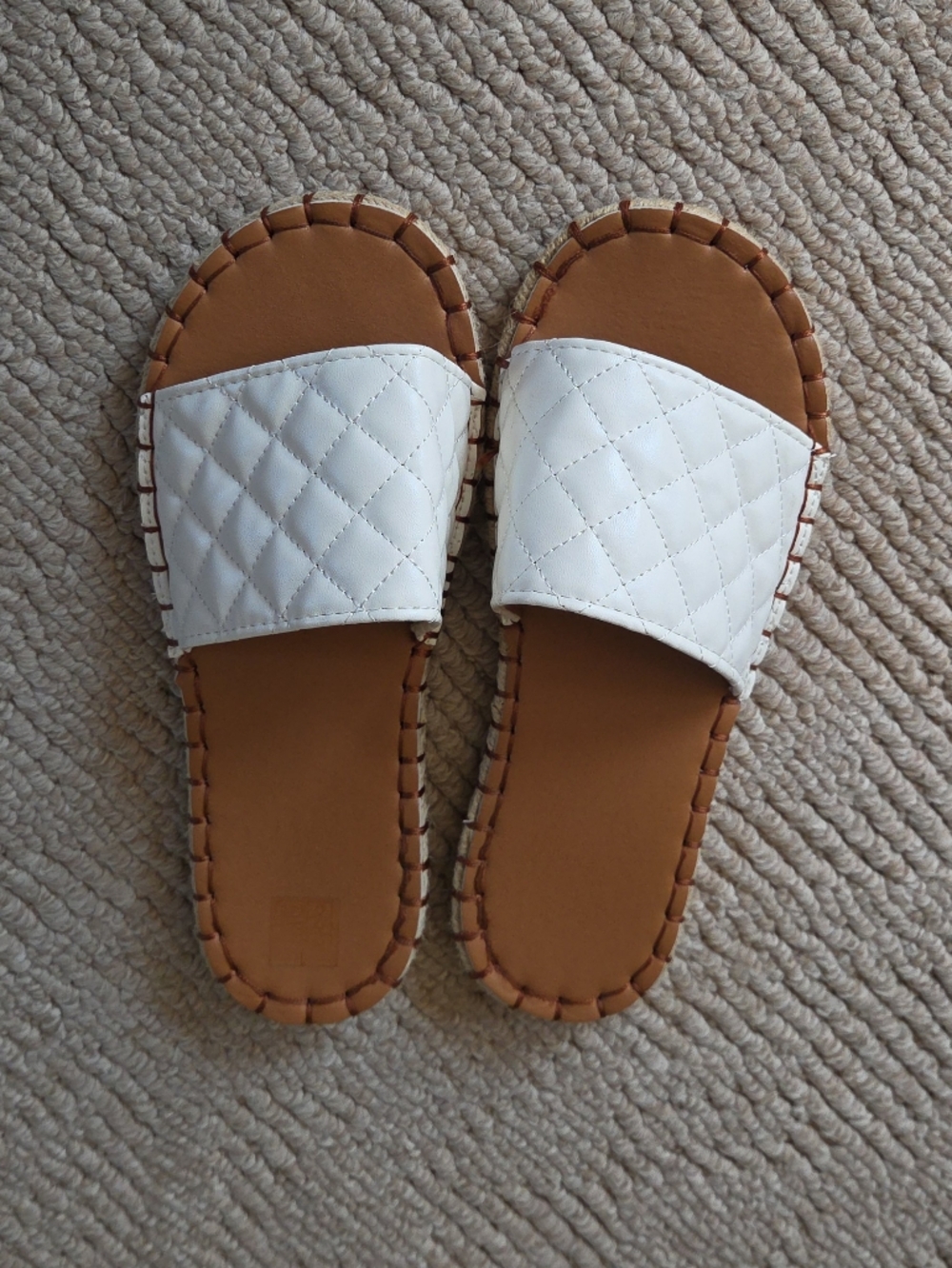 Quilted White Slide Sandals for Women